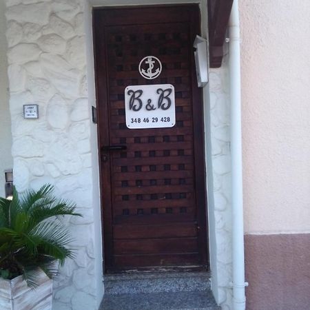 Bed And Breakfast Dolly Sant'Antioco Exterior photo