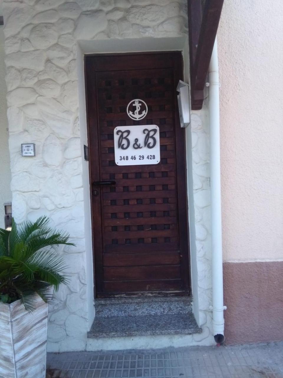 Bed And Breakfast Dolly Sant'Antioco Exterior photo